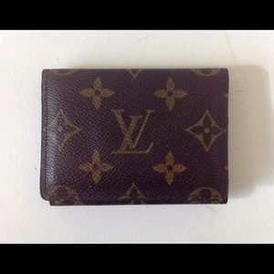 ❌SOLD❌Authentic Louis Vuitton Card Holder