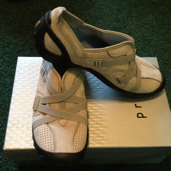 Like New Shoes REDUCED