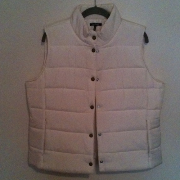 Daisy Fuentes puffy vest