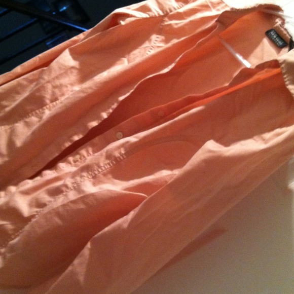 New York & company peach colored top