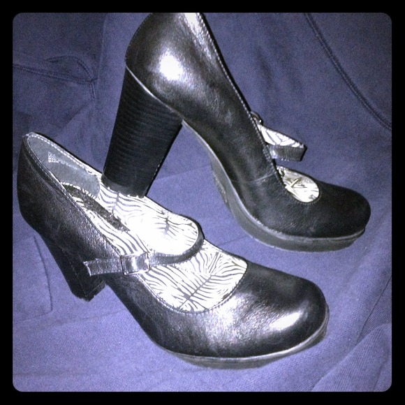 TriBeCa Mary Jane shoes k. Cole - Picture 1 of 4