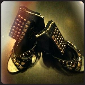 Jessica Simpson shoes
