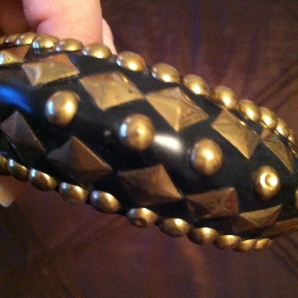 Wood and brass bangle bracelet - Picture 3 of 3