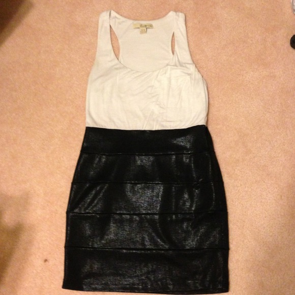 Forever 21 Black White Dress