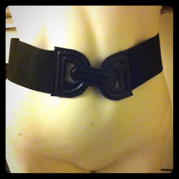 🔘SOLD🔘 New trendy belt