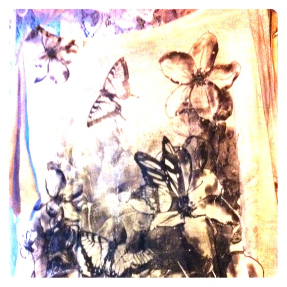 Cato Butterfly Shirt Size 14/16