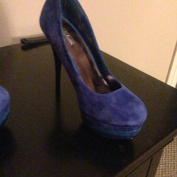 Blue suede Wild Pair Pumps - Picture 3 of 4