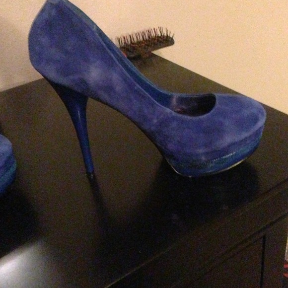 Blue suede Wild Pair Pumps - Picture 4 of 4