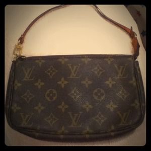 *RESERVED* Louis Vuitton coin purse