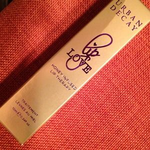 Urban Decay Accessories - Urban Decay honey infused lip therapy Urban Decay Accessories - Urban Decay honey infused lip therapy
