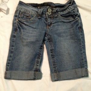 Bermuda jeans
