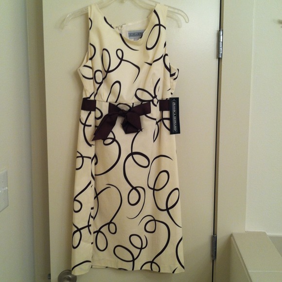 Jessica Howard Dress - never worn, super cute!