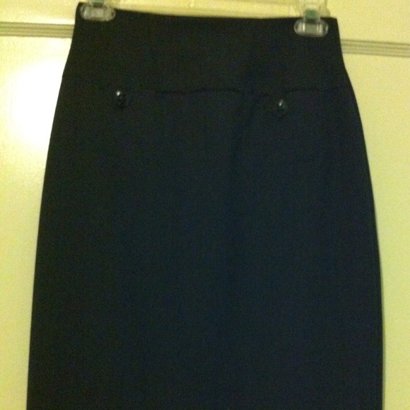 Trina Turk pencil skirt with faux pocket detail