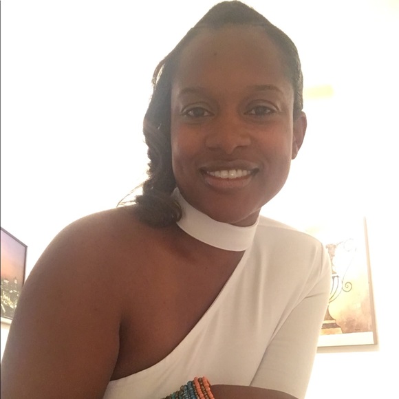 Meet The Posh Ambassador - Picture 9 of 12