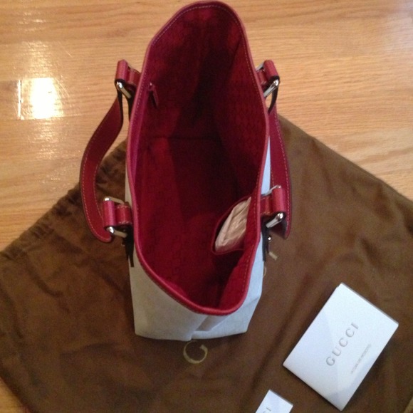 REDUCEDAuthentic New Gucci Small Tote - Picture 2 of 4