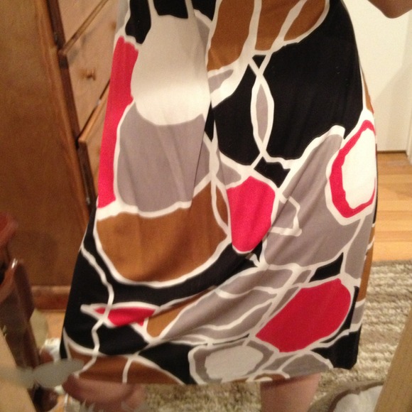 DVF printed back V dress - Picture 2 of 3