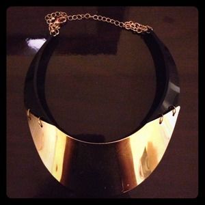 SOLD: Collar Necklace