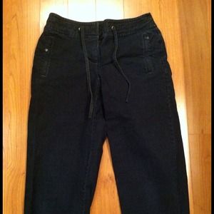 Liz Claiborne Dark Blue Jean Capri