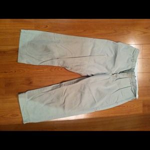 Gap khaki capris