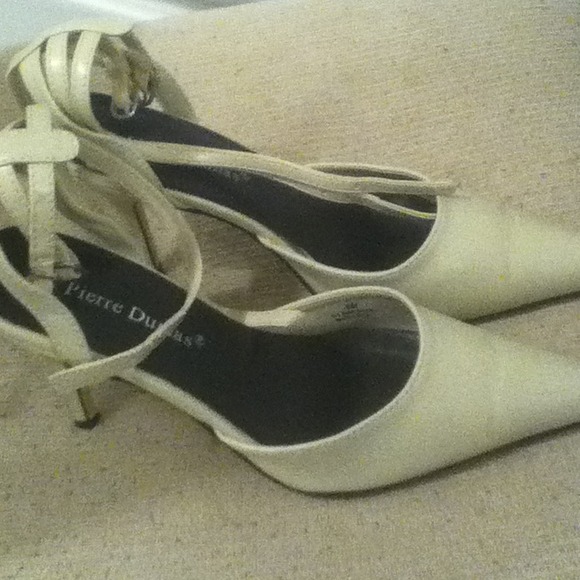 Beige 1 inch heel