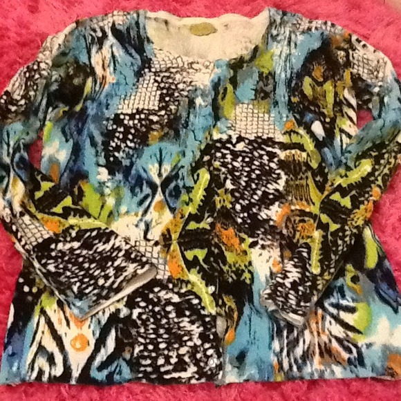 New embellished Prima Bella button down sweater!!