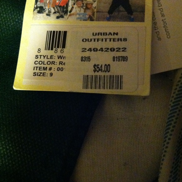 ✋✋SOLD✋✋TOMS - Picture 4 of 4