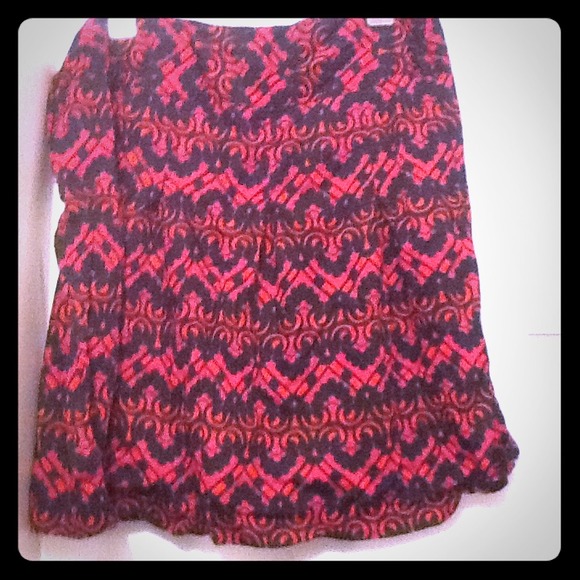 *Sold as bundle* H&M size14 red pink & black skirt