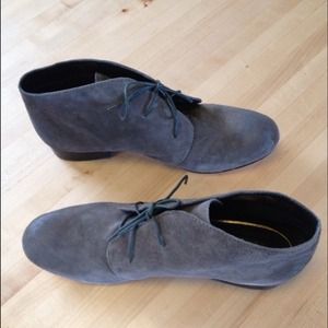 Dolce Vita grey suede "Patrick" bootie, size 8.5.