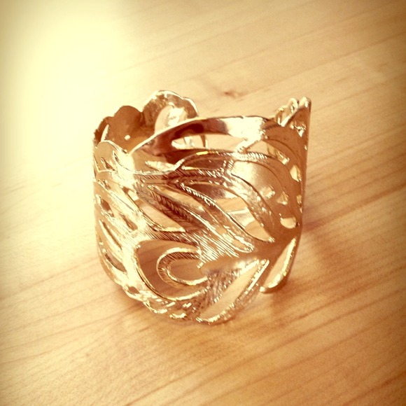 Kendra Scott "Salome" Cuff Bracelet in Gold