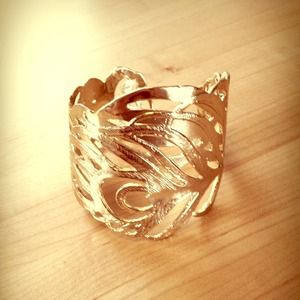 Kendra Scott "Salome" Cuff Bracelet in Gold