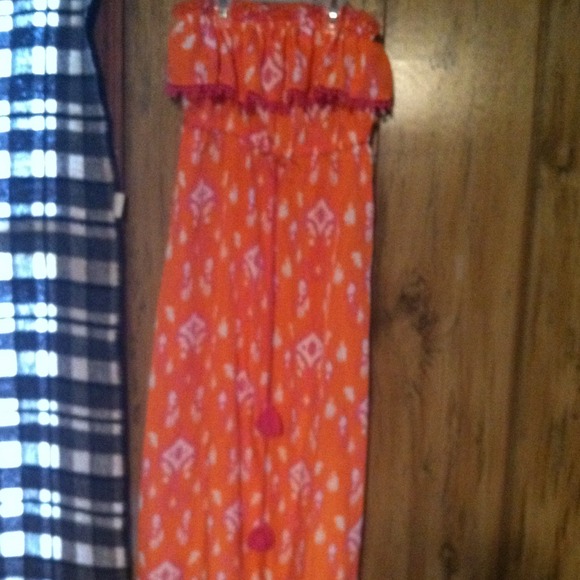 Strapless dress