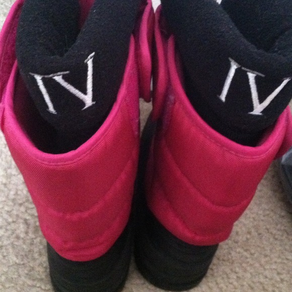 Polo snow boots... - Picture 3 of 3