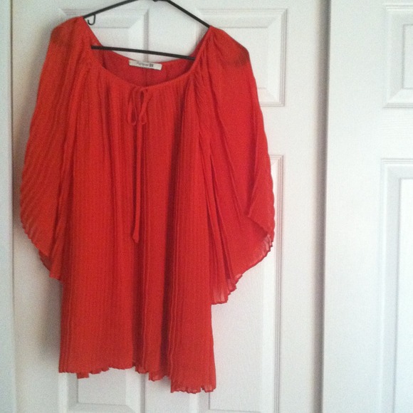 Forever 21 Tops - Red Chiffon, accordion pleated, bat wing tunic