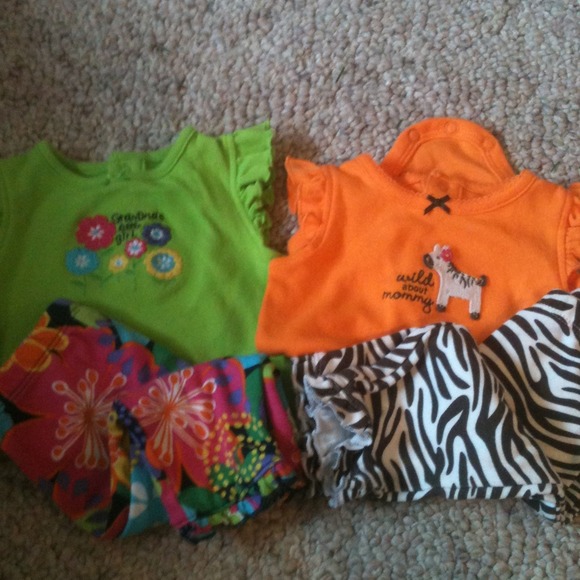 **BUNDLE FOR @lorilee** Baby Girl size 3-6 months