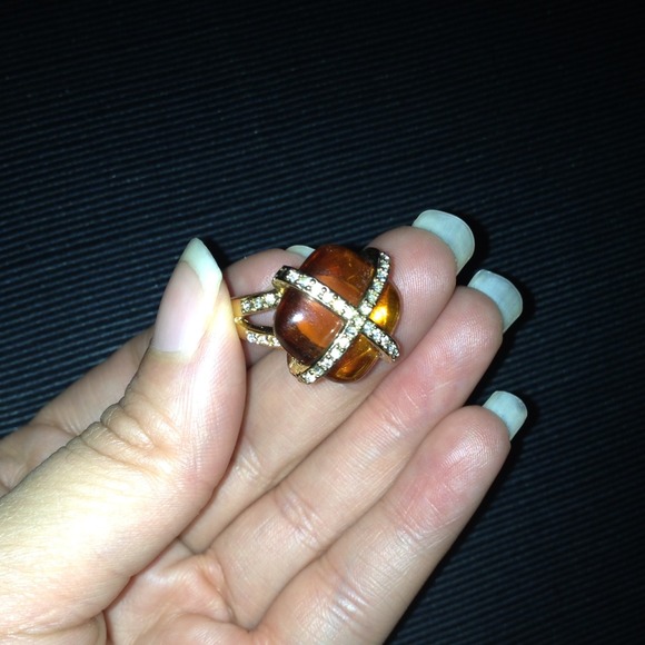 Ring 💍 WORN TWICE