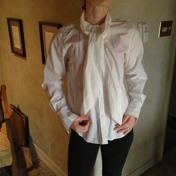 Host Pick!!   Ralph Lauren button up! - Picture 2 of 3