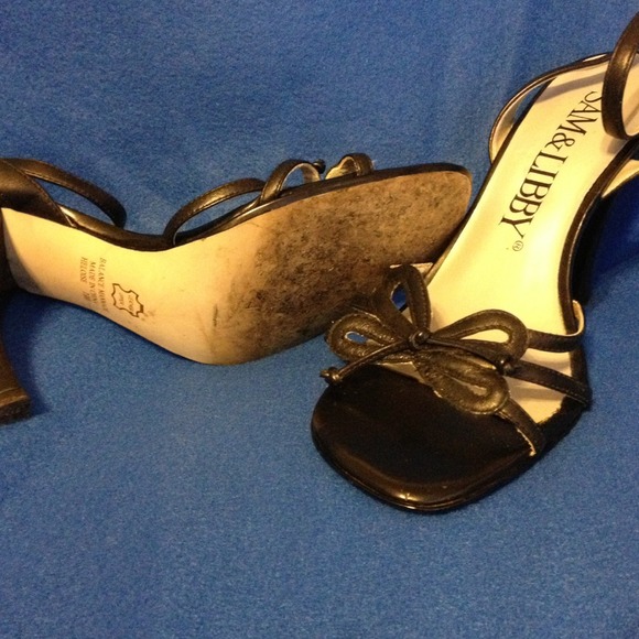 Ankle strap black heels - Picture 2 of 2