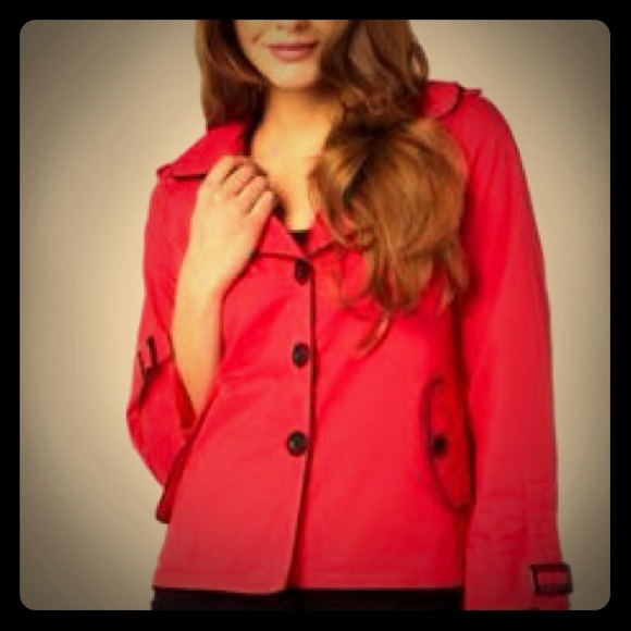 Lipsy Rosalie from UK