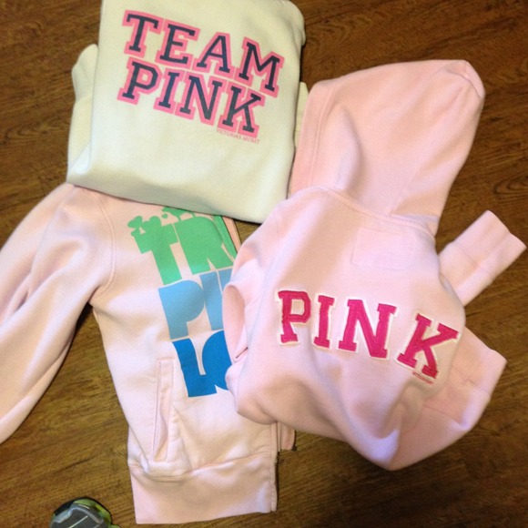 VS bundle of sweatshirts