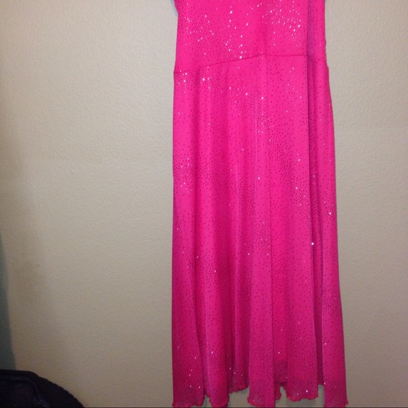 Coral colored cocktail/wedding dress w/sparkles. - Picture 3 of 3