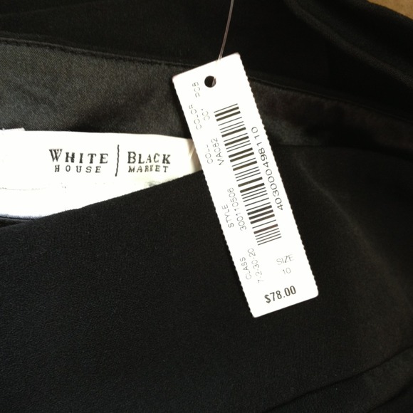 White House black Market Capri pants.