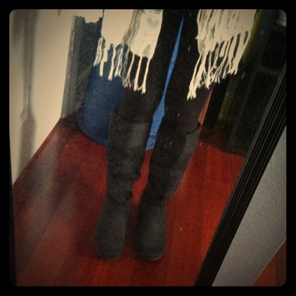 ❌❌ SOLD Black boots