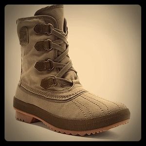 $99.95 Sorel Tivoli Rugged Veviter Boots, Size 10.
