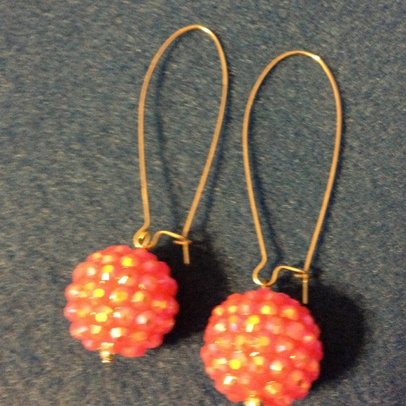 Earring bundle - Picture 2 of 3