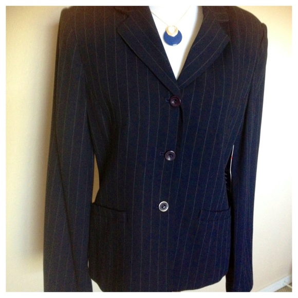 Nwt Navy pinstriped blazer - Picture 1 of 4