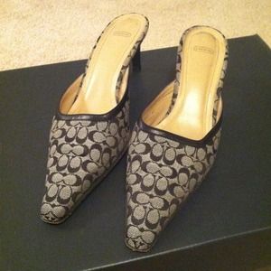 Authentic Coach Signature Shoes