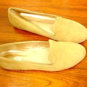 New flats never worn