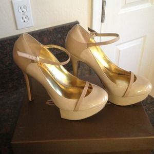 BEBE Platform tan pumps
