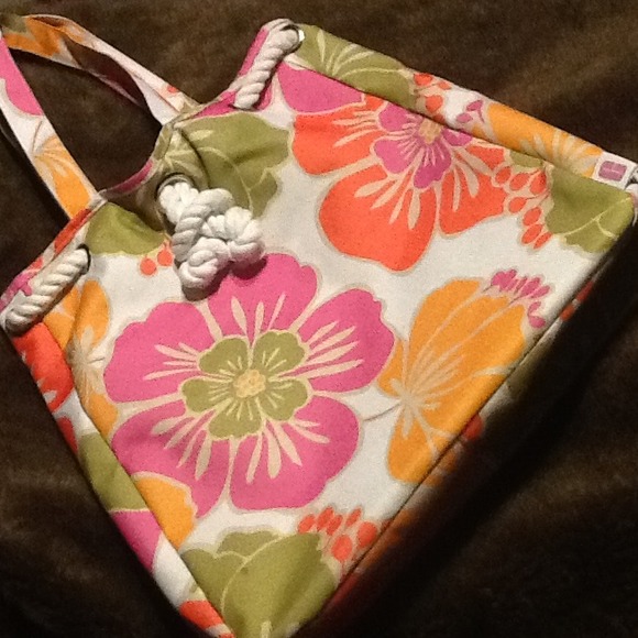 🔥Reduced🔥Pretty Flower Tote