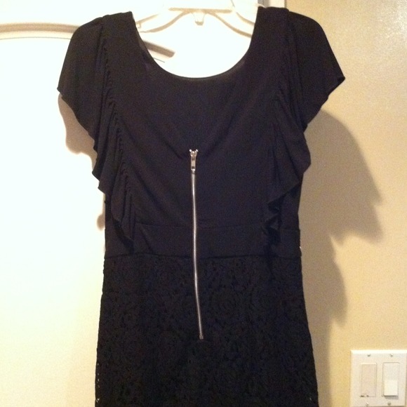 Black dress with silver studs - Picture 3 of 3